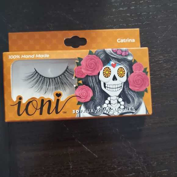 LOT OF 12 False Eyelashes- NIB - Picture 13 of 13